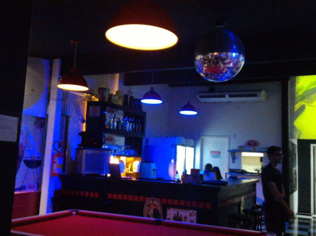 Lagoa da Conceicao旅游景点-Rettrô Pub Bar