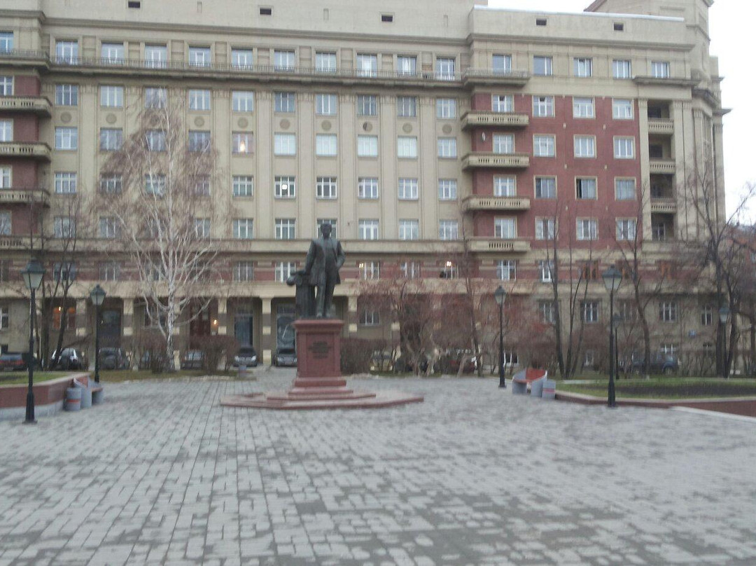 Monument to Architect Kryachkov-新西伯利亚必去景点