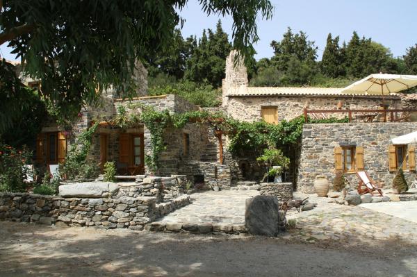 尼洛米尼斯酒店-客卧