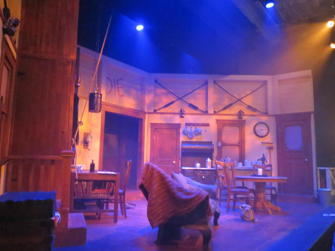 Lighthouse Festival Theatre景点图片
