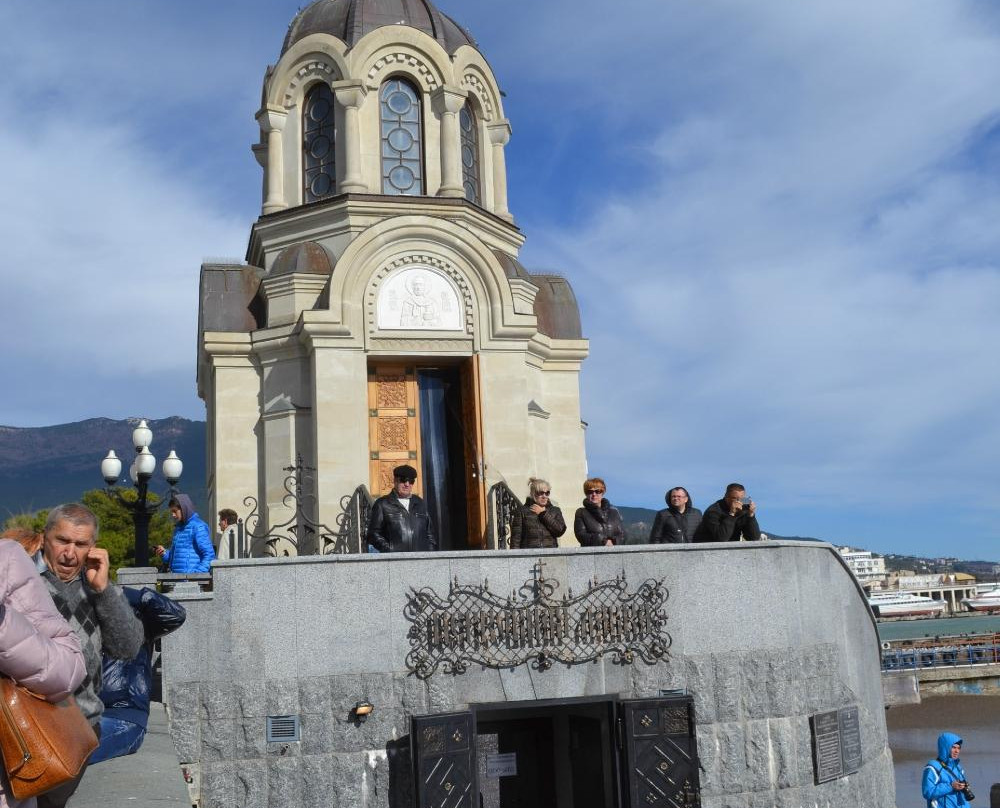 Chapel in Honor of New Martyrs and Confessors Russian-雅尔达必去景点