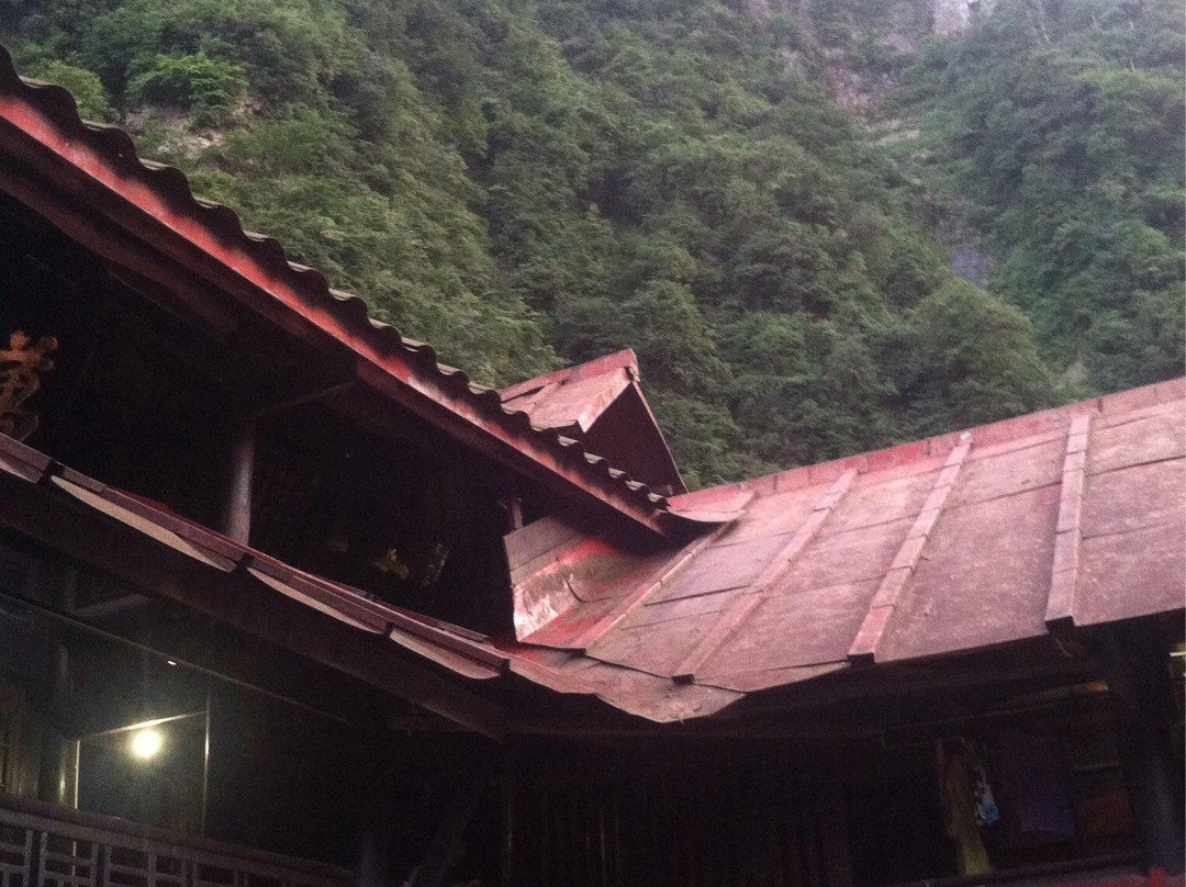 仙峰寺-峨眉山市必去景点