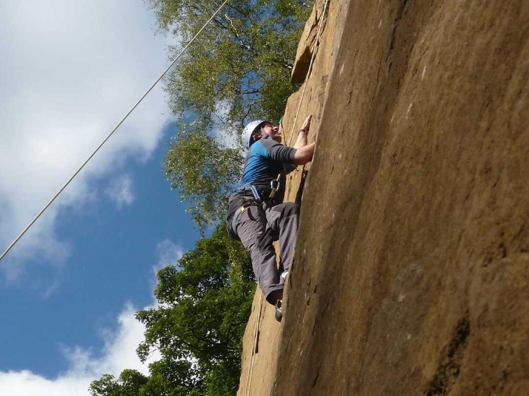 Rock Climbing Peak District - Day Course景点图片