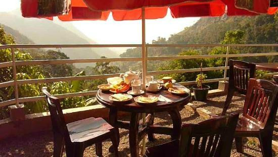 Ella's Edge Restaurant