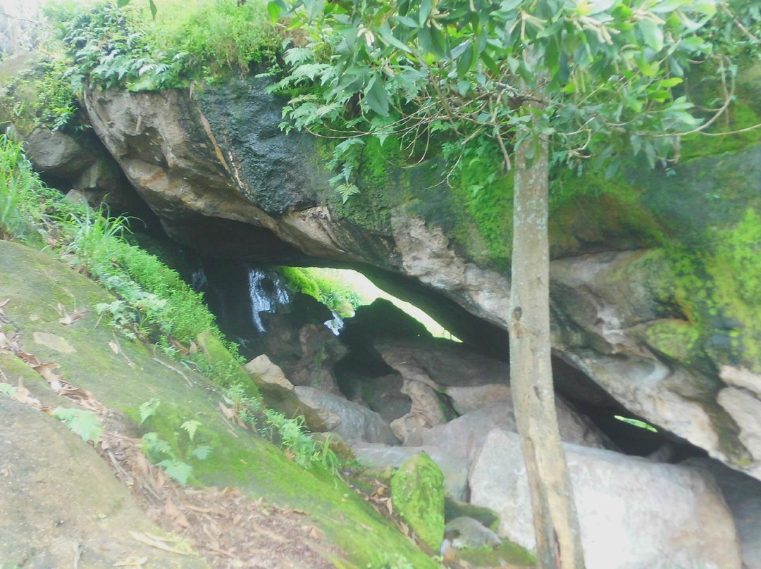 Site of Banama Rock-帕朗卡拉亚必去景点