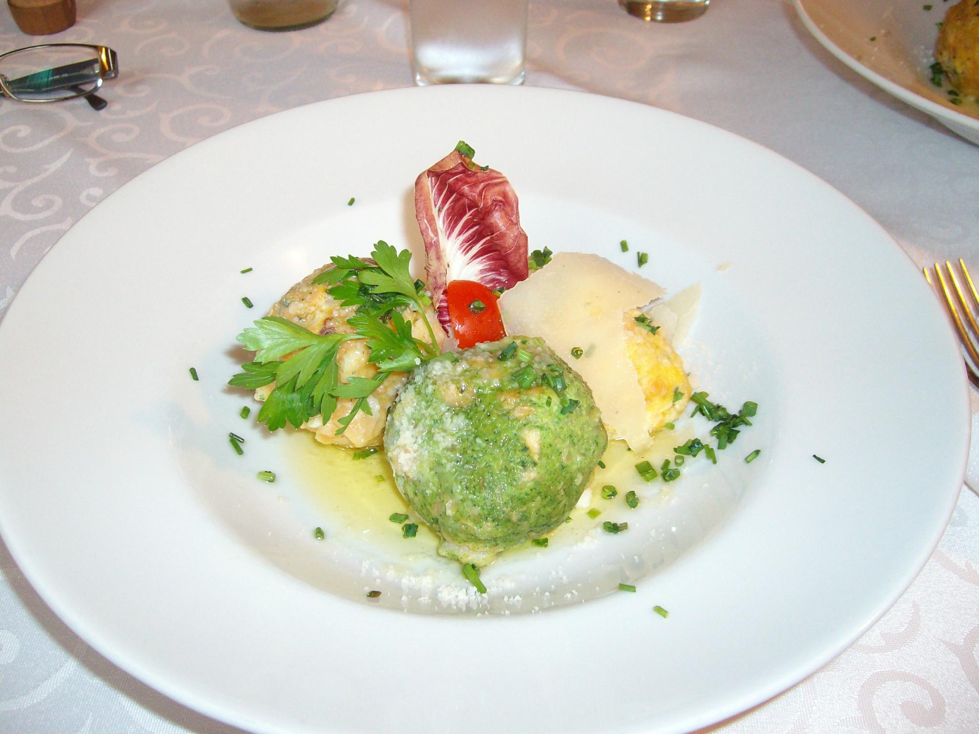 Gasthof Mondschein-餐饮