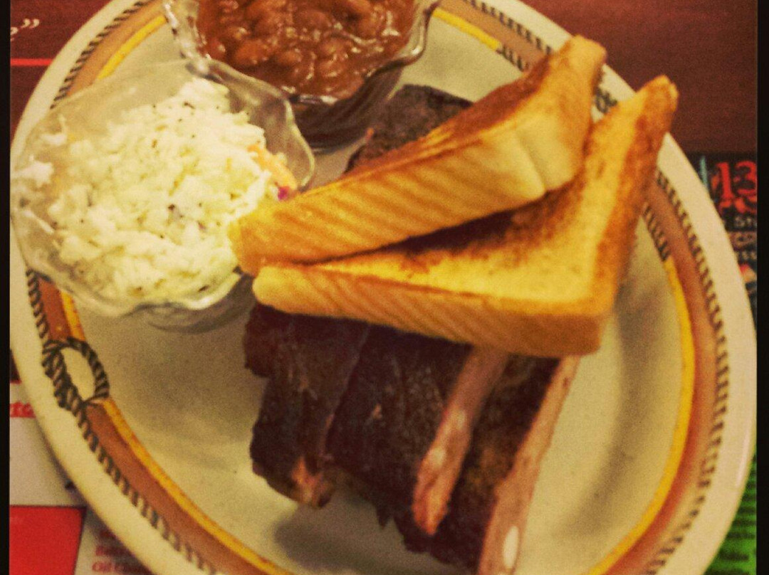 奥瓦索餐馆和美食-Trails End BBQ & Grill