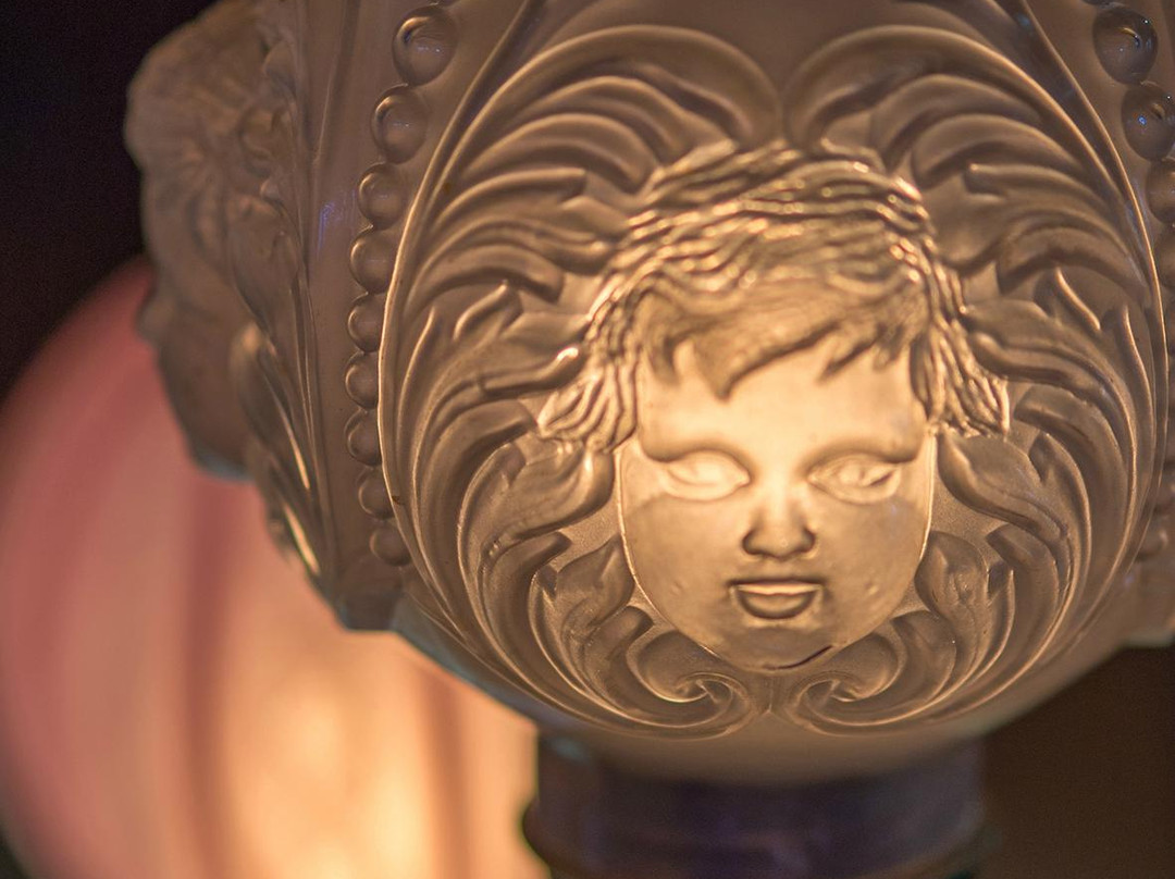 The Black Queen-Lightning Ridge必去景点