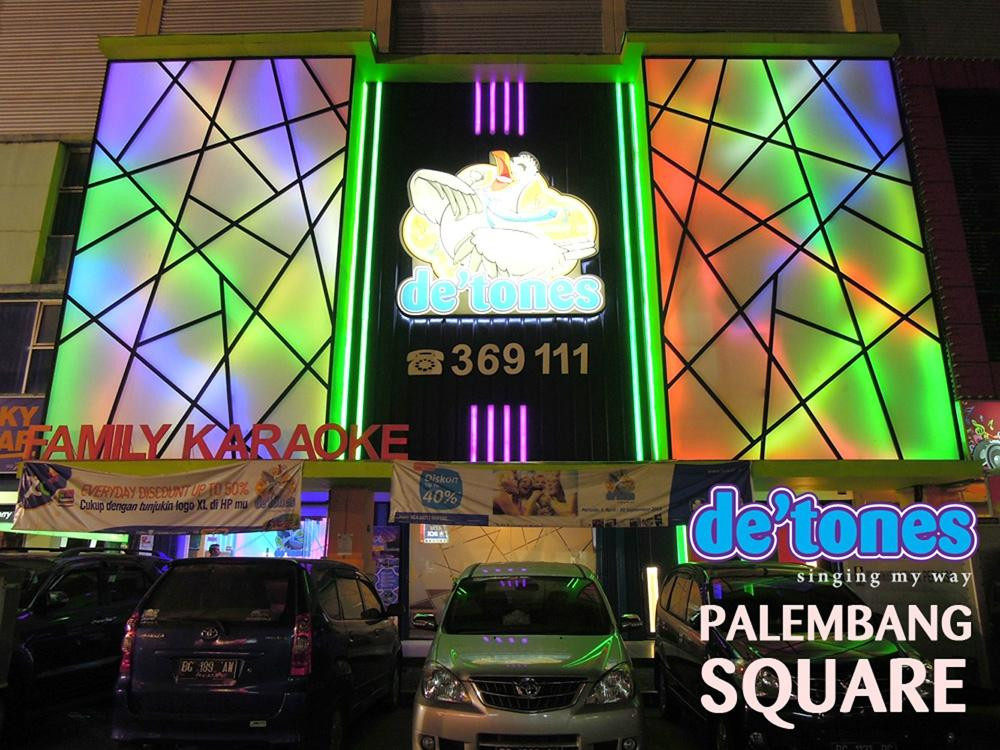 De'Tones Family Karaoke-坦格朗必去景点