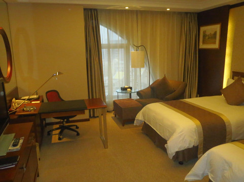 王宝和大酒店主图