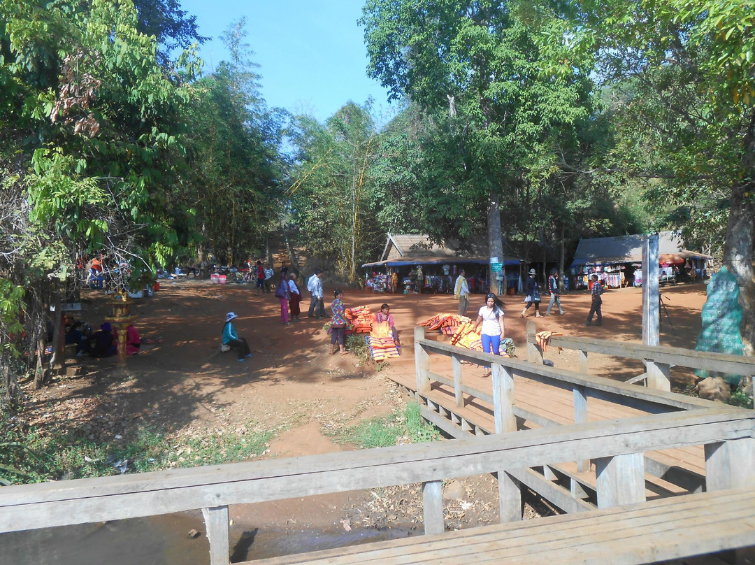 Yeak Laom Volcanic Lake-邦隆必去景点