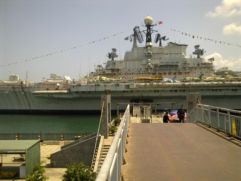 明思克航母世界-深圳市必去景点