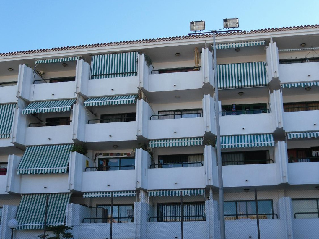 Surycan Apartments主图