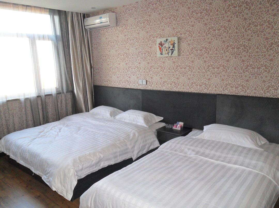 金凯悦假日酒店主图