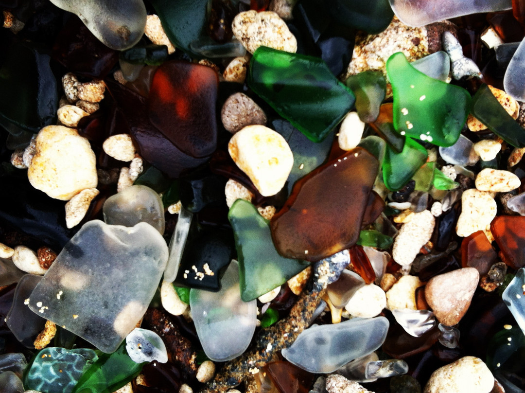 Sea Glass Beach-汉密尔顿必去景点