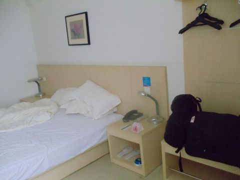 锦江之星酒店(海口骑楼老街东风桥店)-客卧