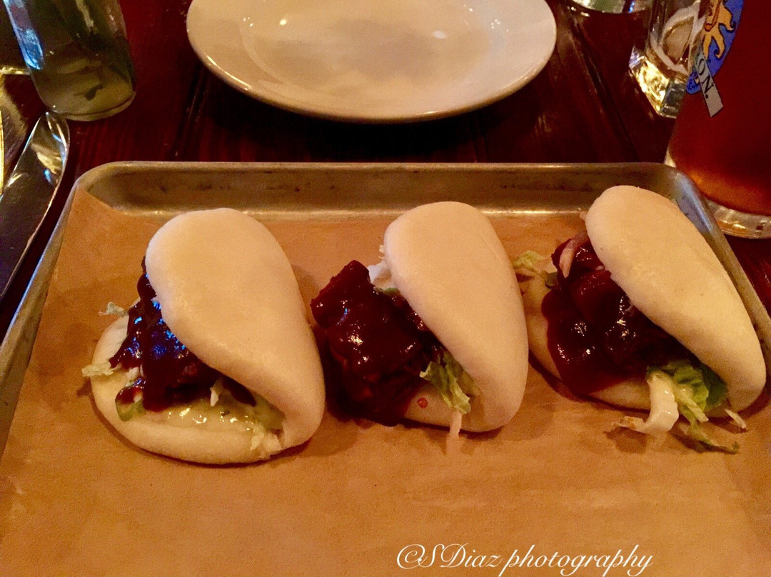 The Lowery Bar & Kitchen