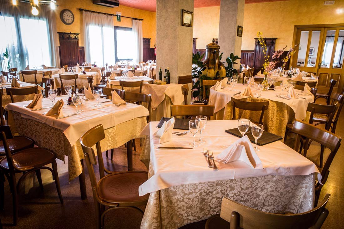 Hotel Cjastinars-餐饮