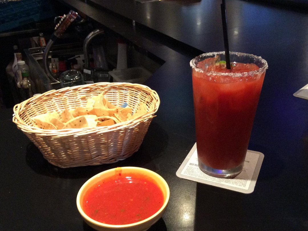 1st & 10 Bar and Grill主图