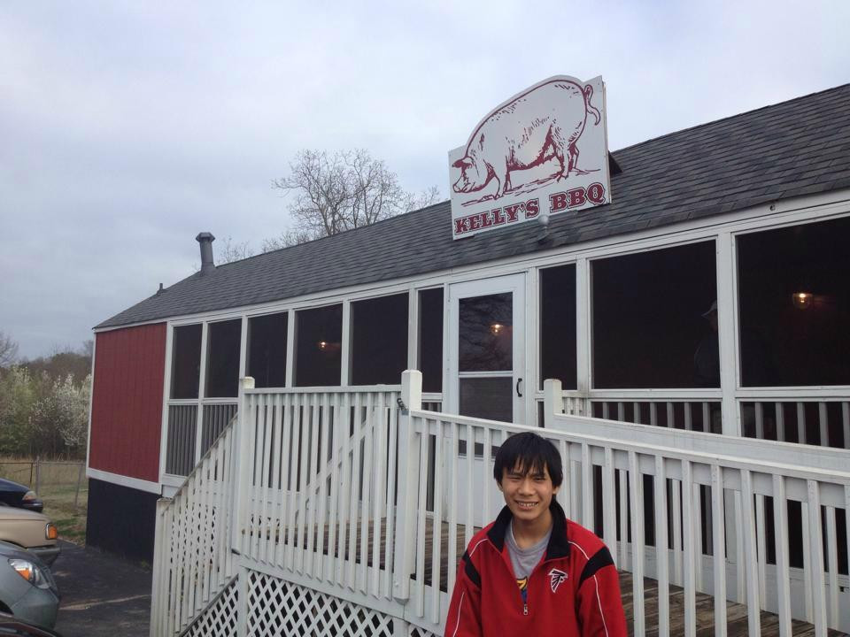 Kellys Bar-B-Que of Walnut Grove