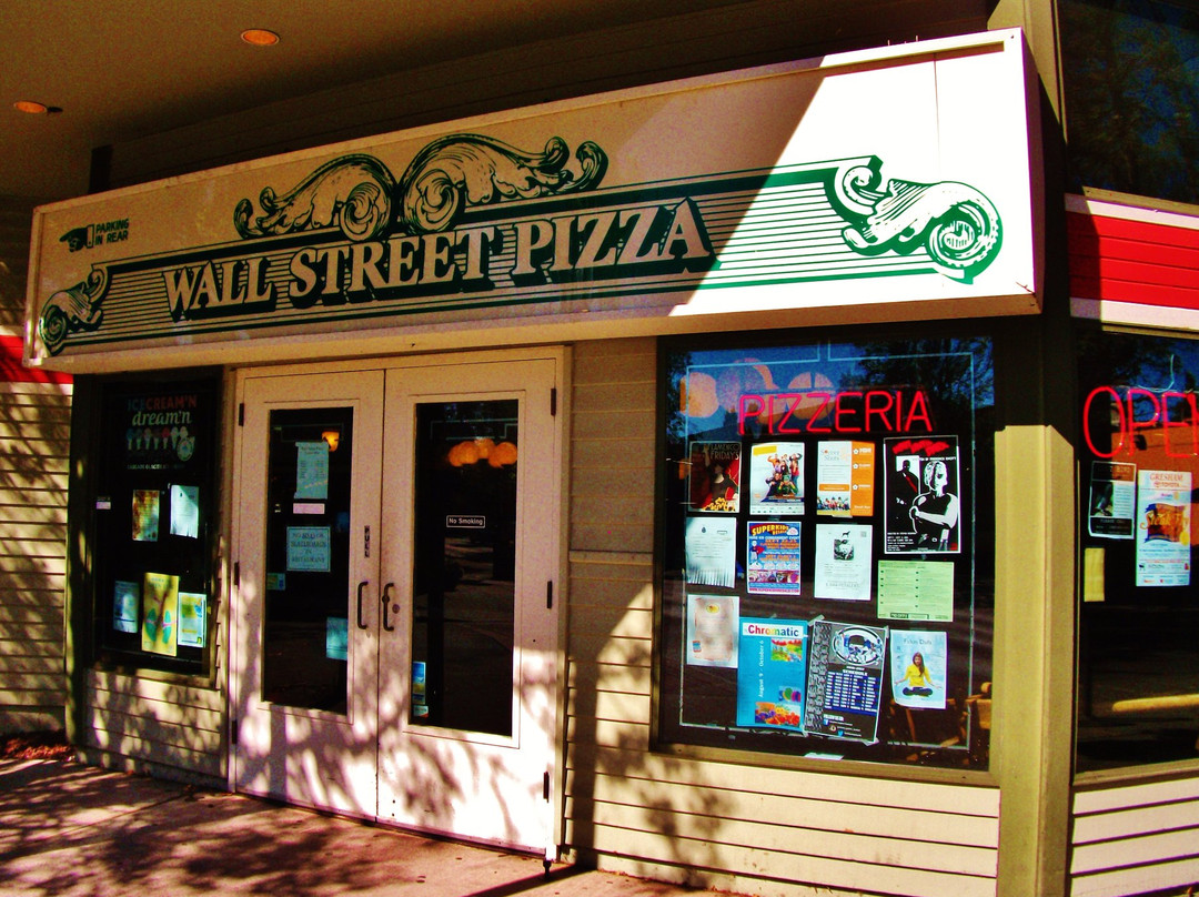 Wall Street Pizza