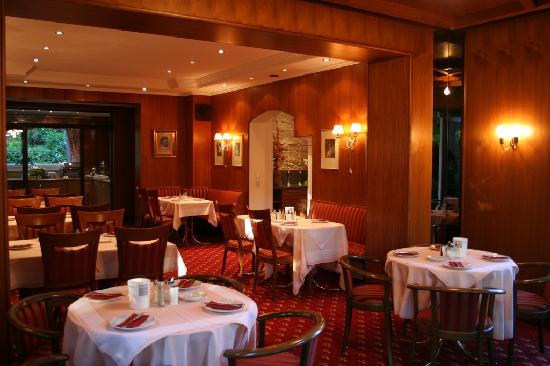 Neuried酒店住宿-普兰奈格阿瑟曼酒店