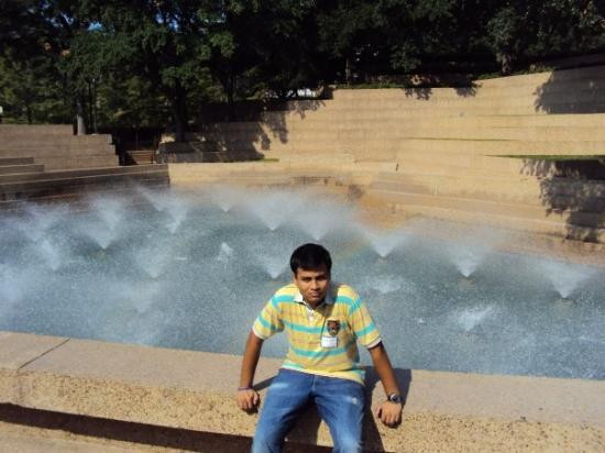 Fort Worth Water Gardens-沃思堡必去景点