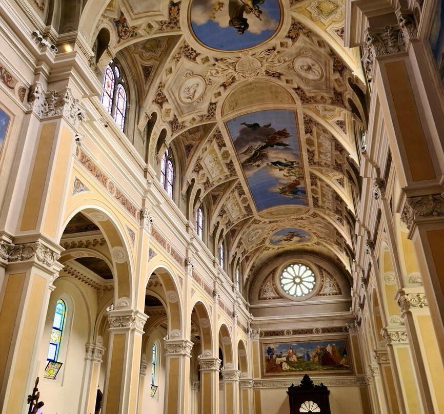 Chiesa di Santa Caterina-San Giovanni Ilarione必去景点