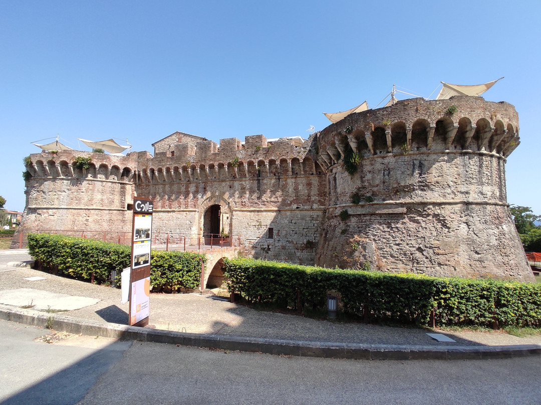 Porta Volterrana-埃尔萨谷口村必去景点