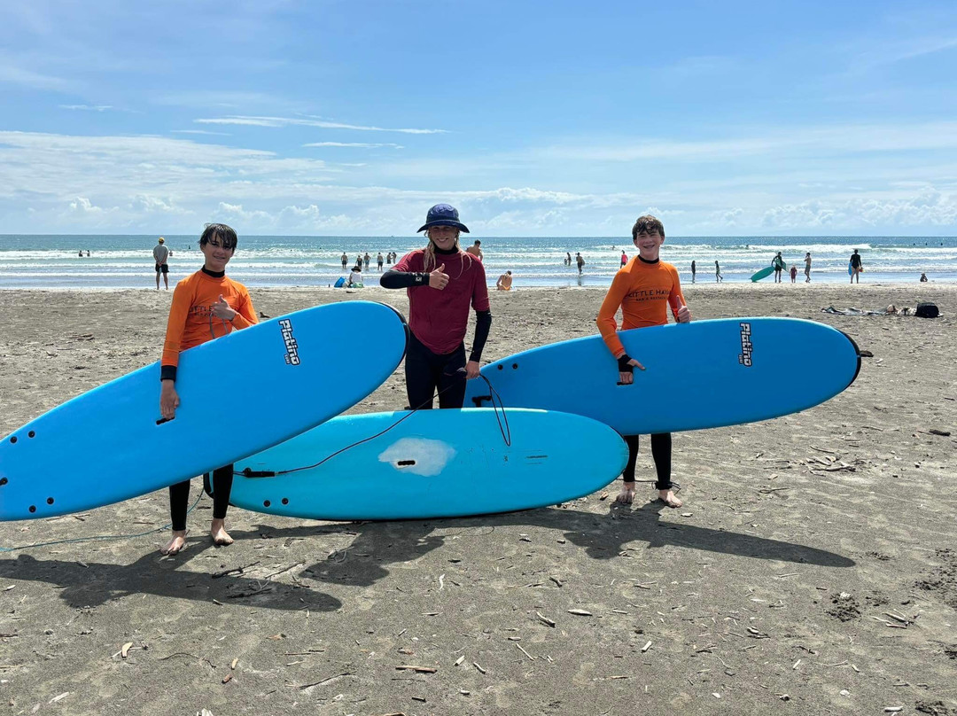 Salt Spray Surf School景点图片