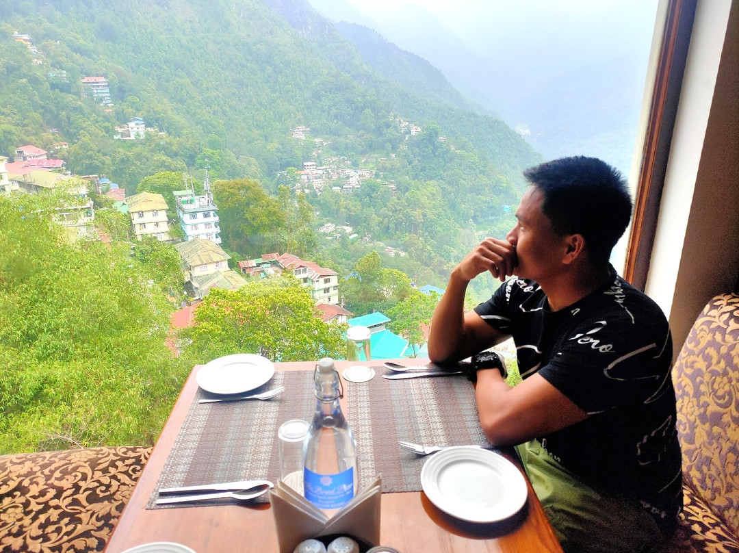 The Royal Plaza主图