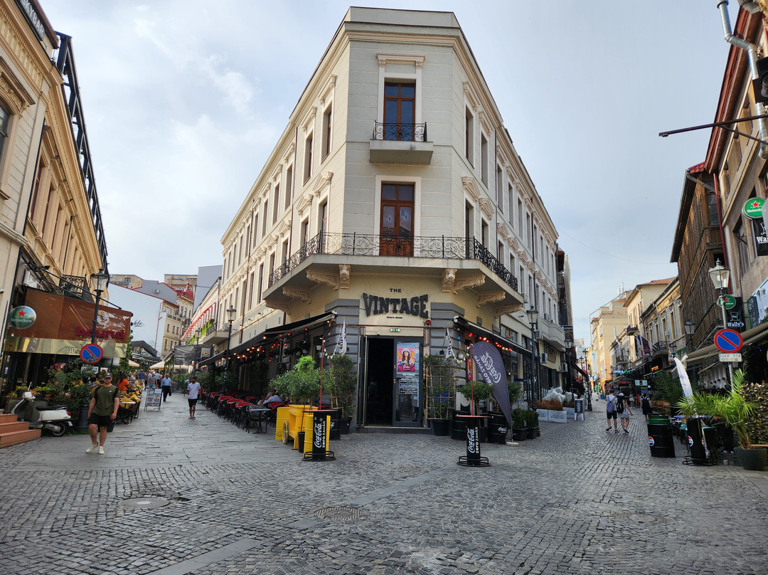 Welcome Pickups (Bucharest)景点图片