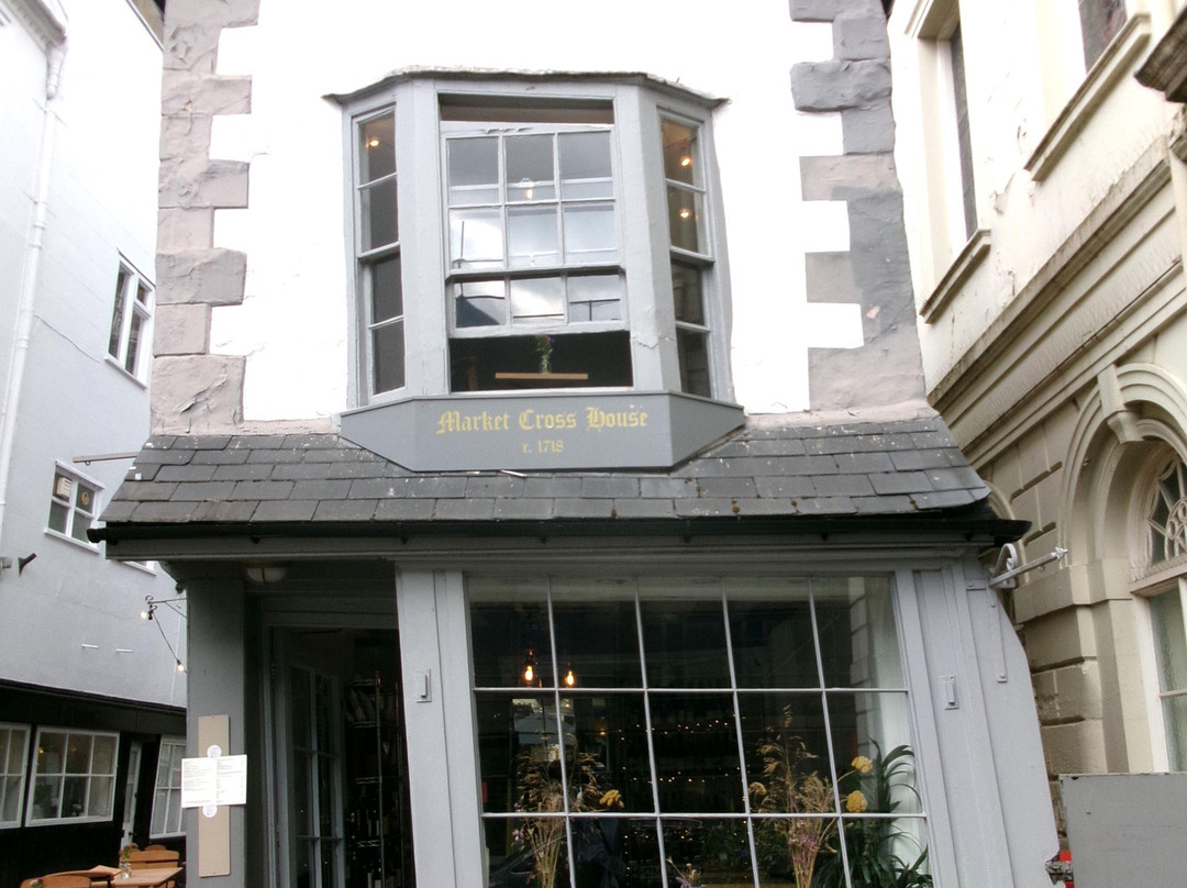 The  Crooked House of Windsor-温莎必去景点