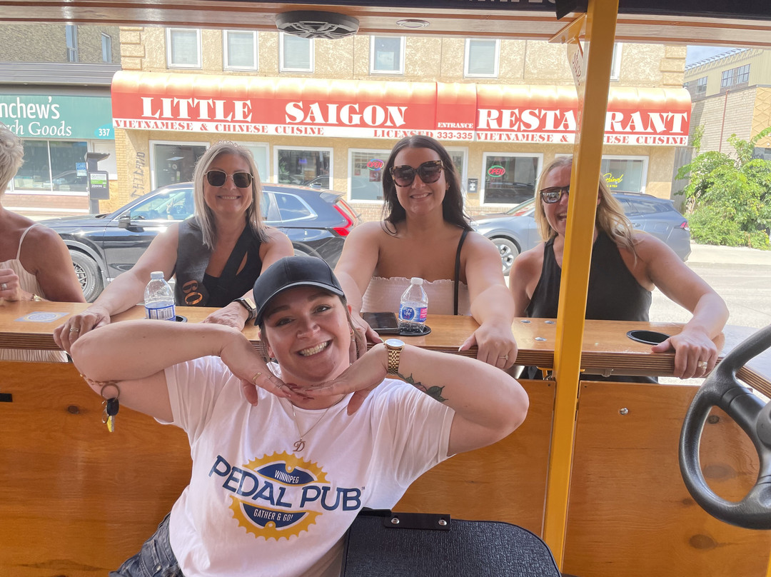 Pedal Pub Winnipeg-温尼伯必去景点