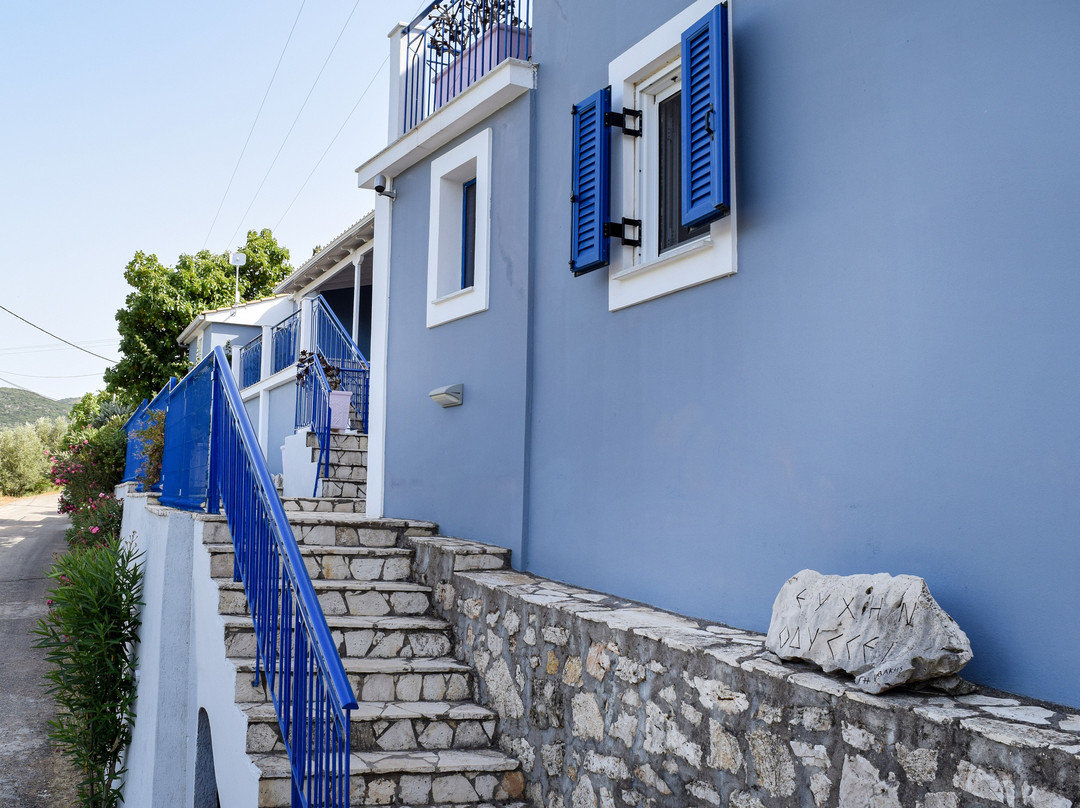 Val Di Compare Apartments主图