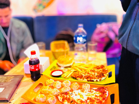 The Burger House And Crunchy Fried Chicken - Mahendranagar