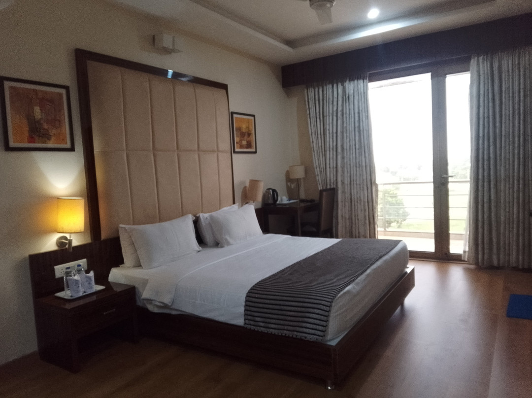 Krsna Lila By The Blues Hotels主图