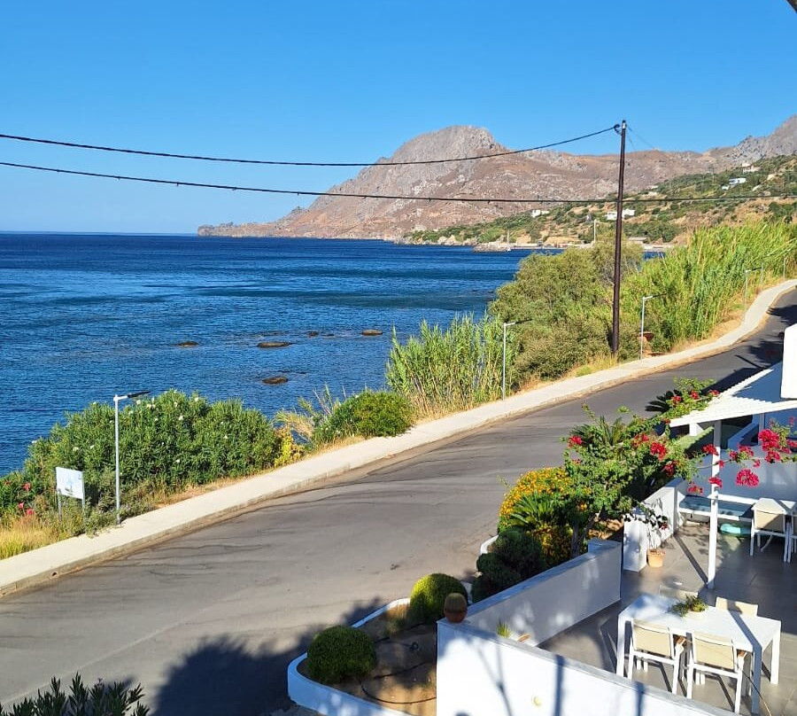 Thalassa House Apartments主图