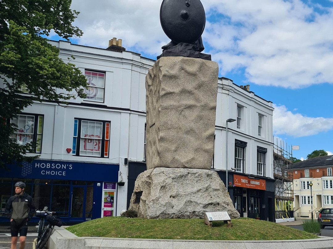 Statue of Alfred the Great景点图片