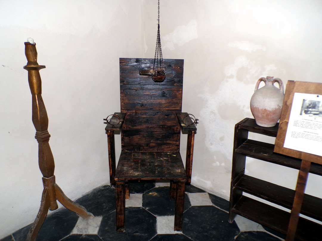 Episcopio museo stregoneria e inquisizione-Castelsardo必去景点