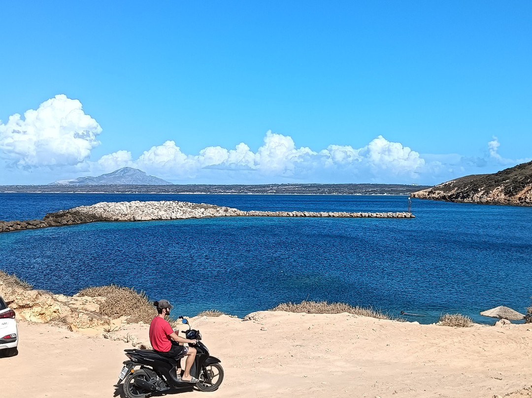 Limnionas Beach景点图片