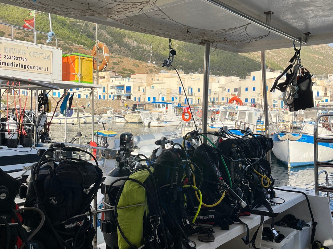 Voglia di Mare Diving Center景点图片
