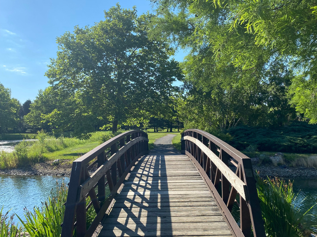 James H. McBride Arboretum-Huron必去景点