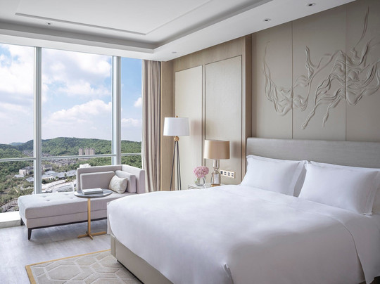 长沙大王山朗豪酒店主图