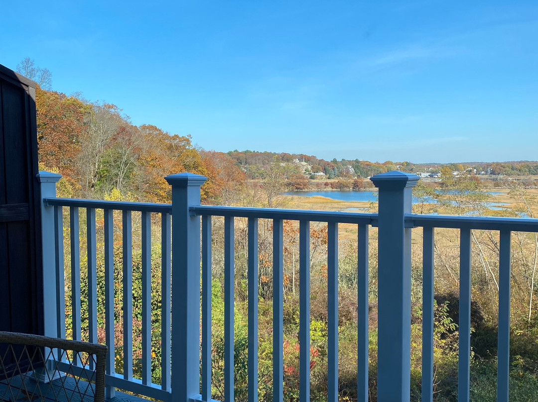 The Castle Manor Inn主图