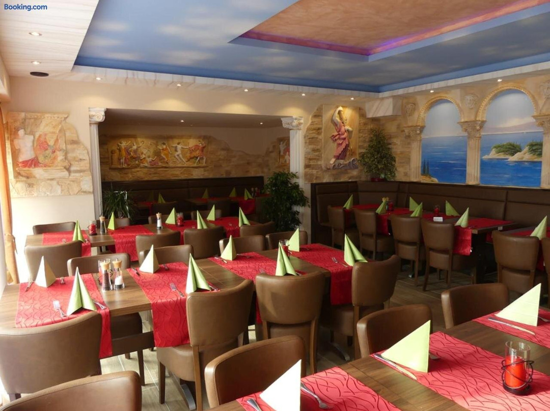 Hotel & Restaurant Akropolis