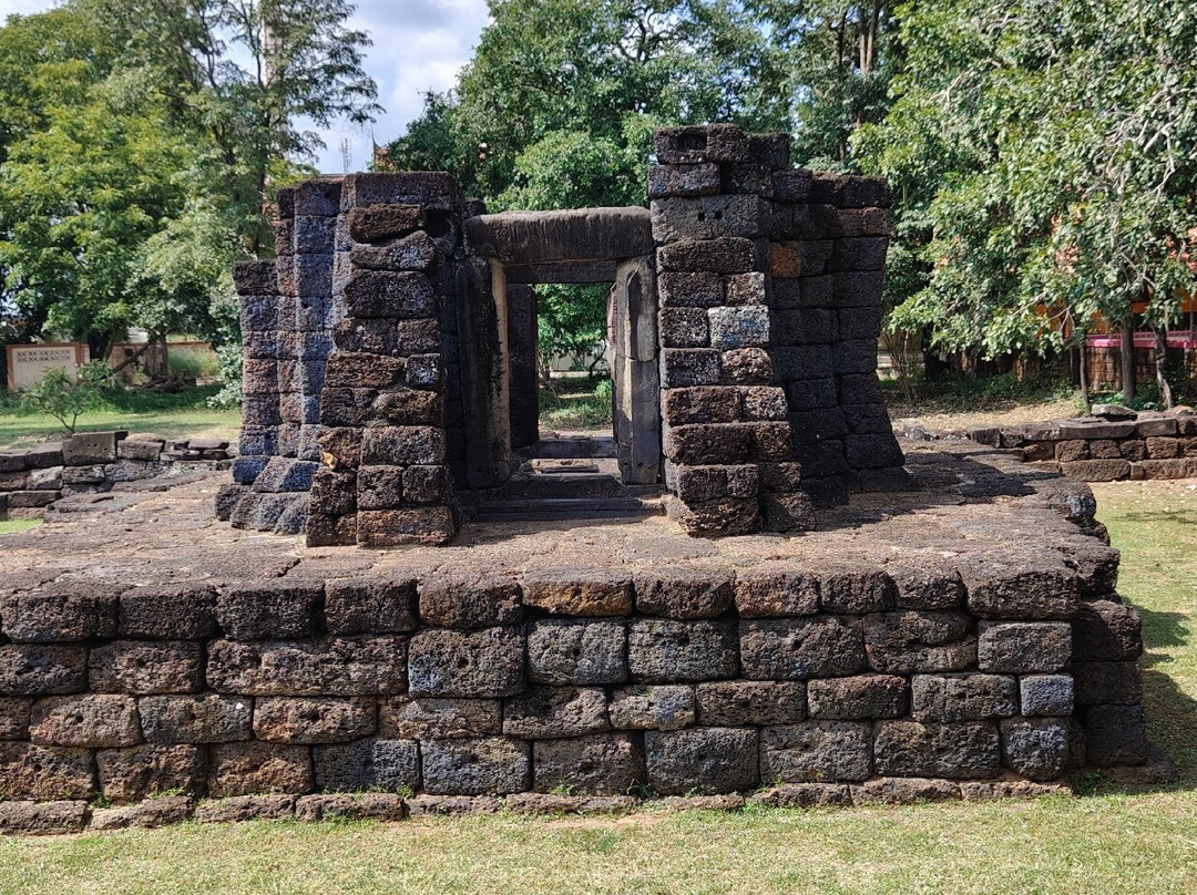 Prasat Muangkao景点图片