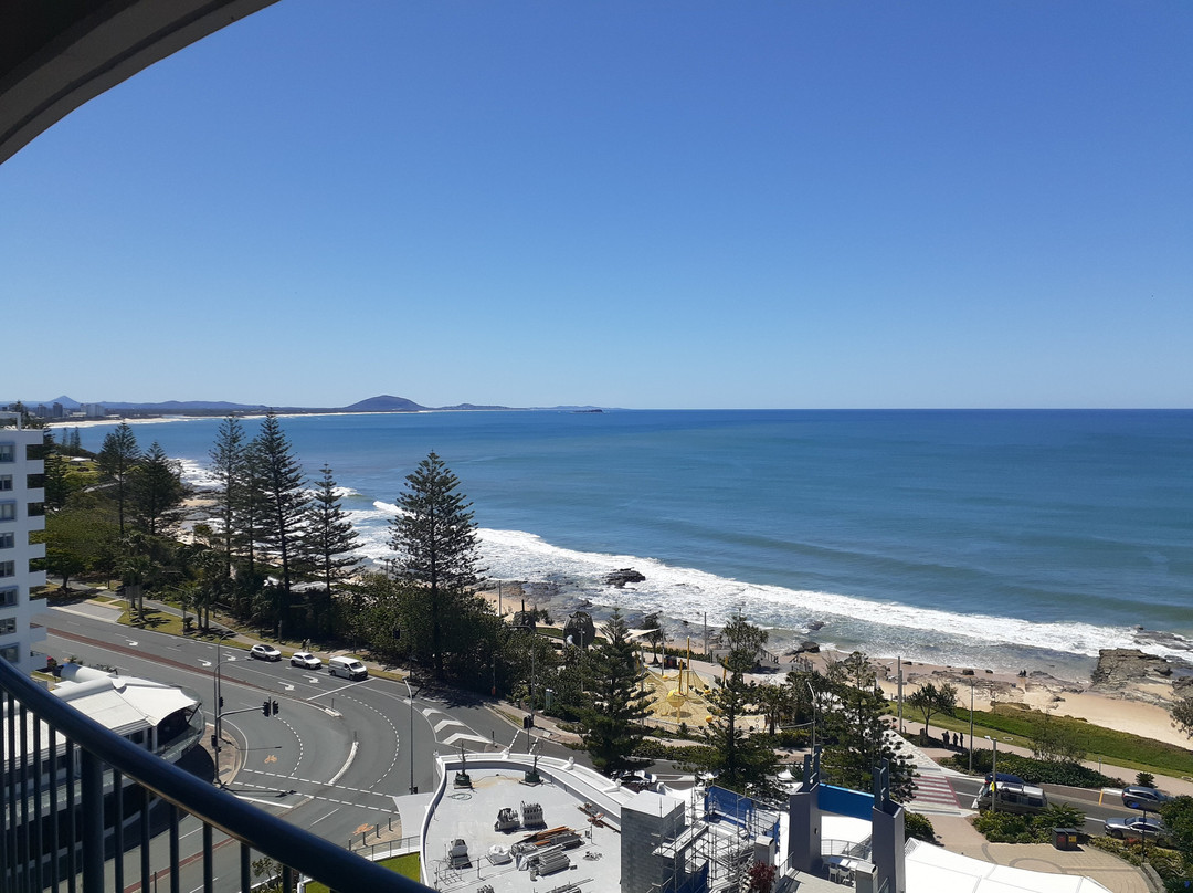 曼特拉莫洛拉巴海滩酒店主图