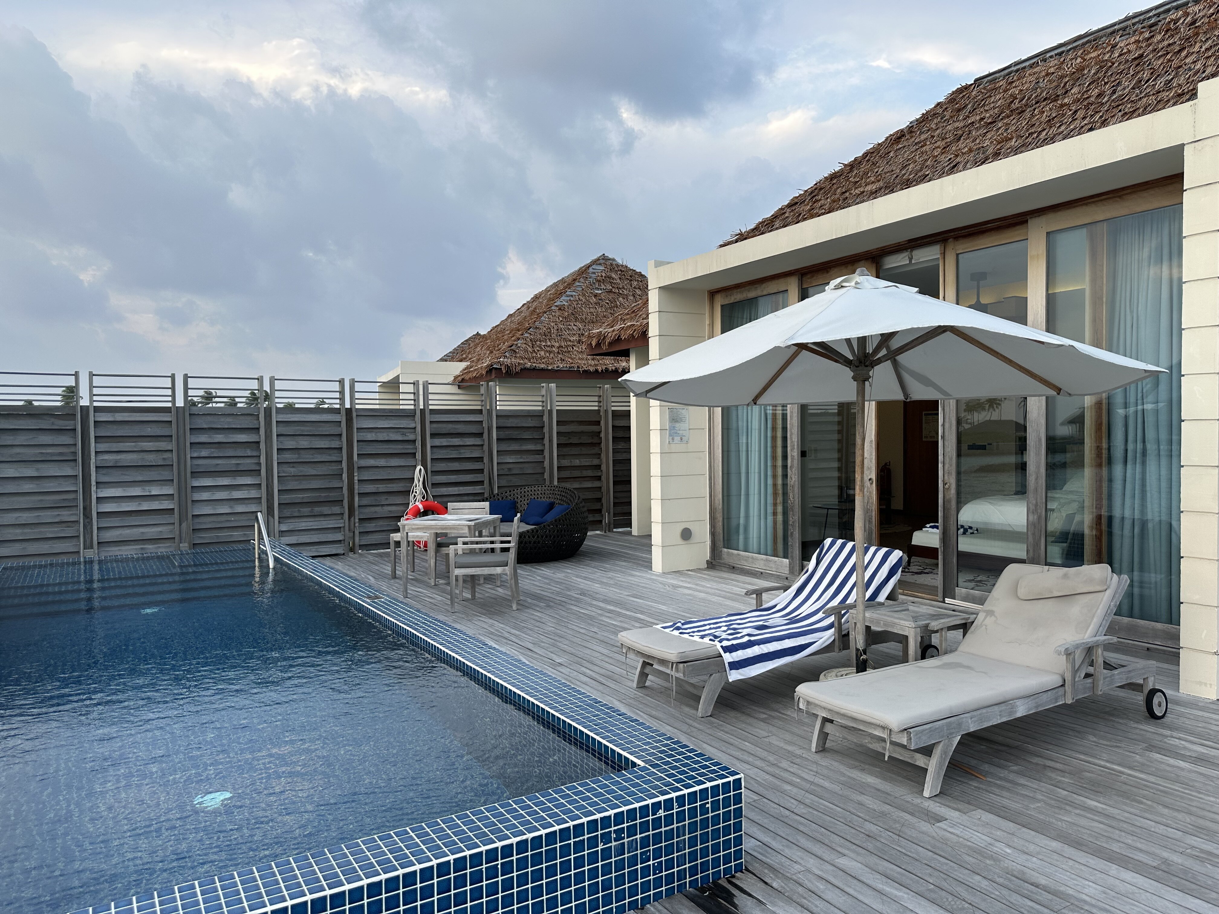 Radisson Blu Resort Maldives-泳池