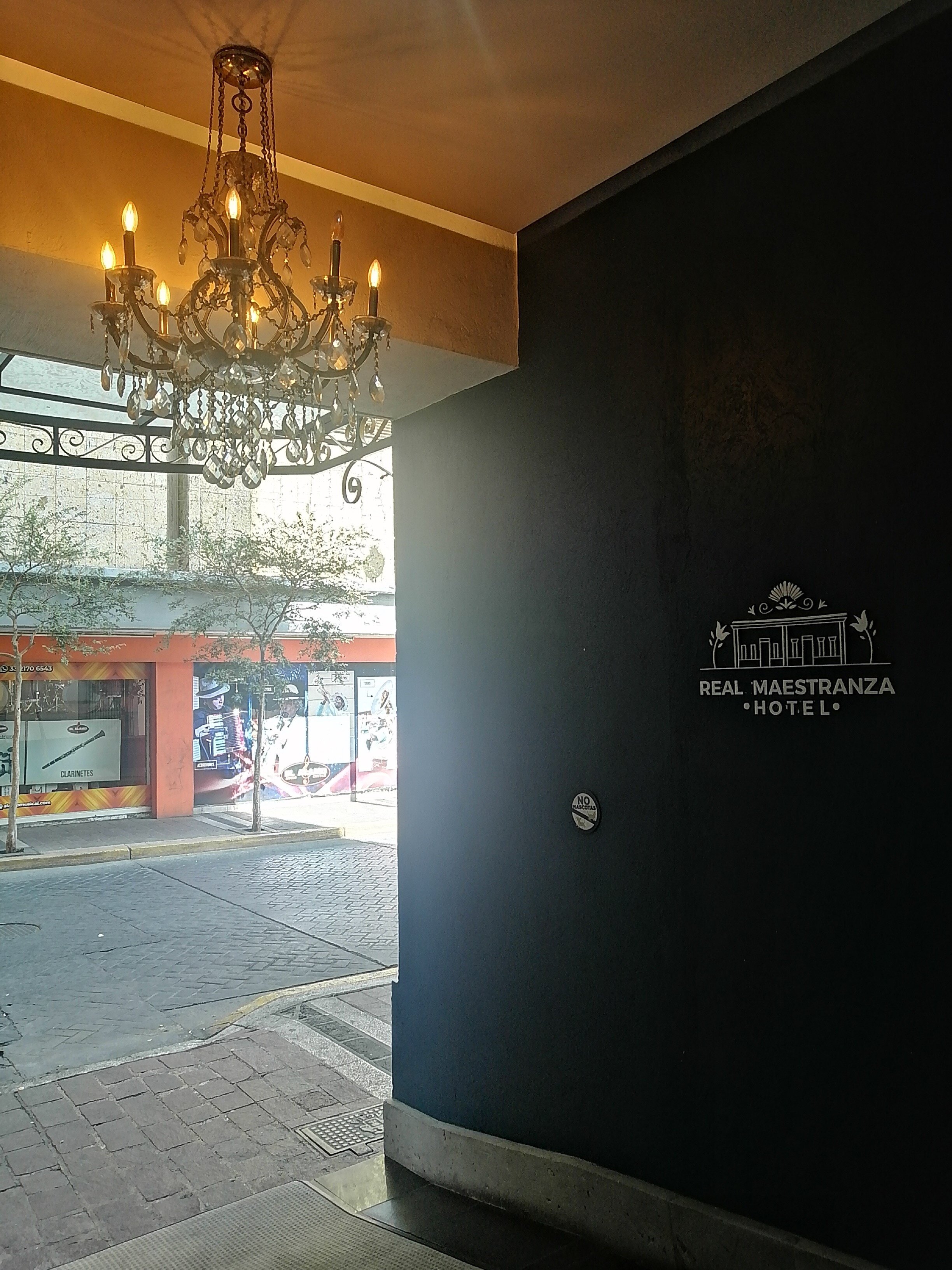 Real Maestranza Hotel-浴室